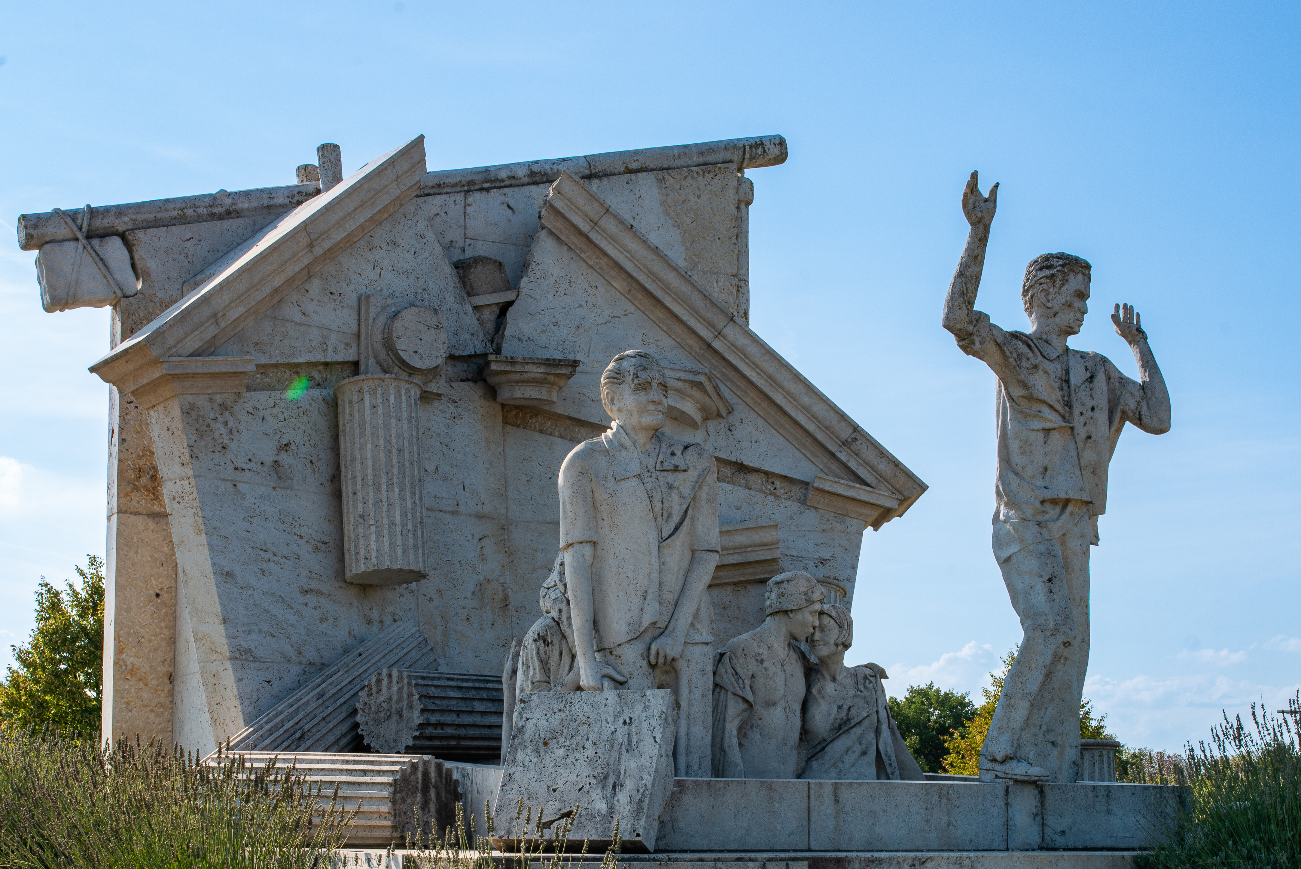 Denkmal für die Geflüchteten an er ungarisch-österreichischen Grenze
