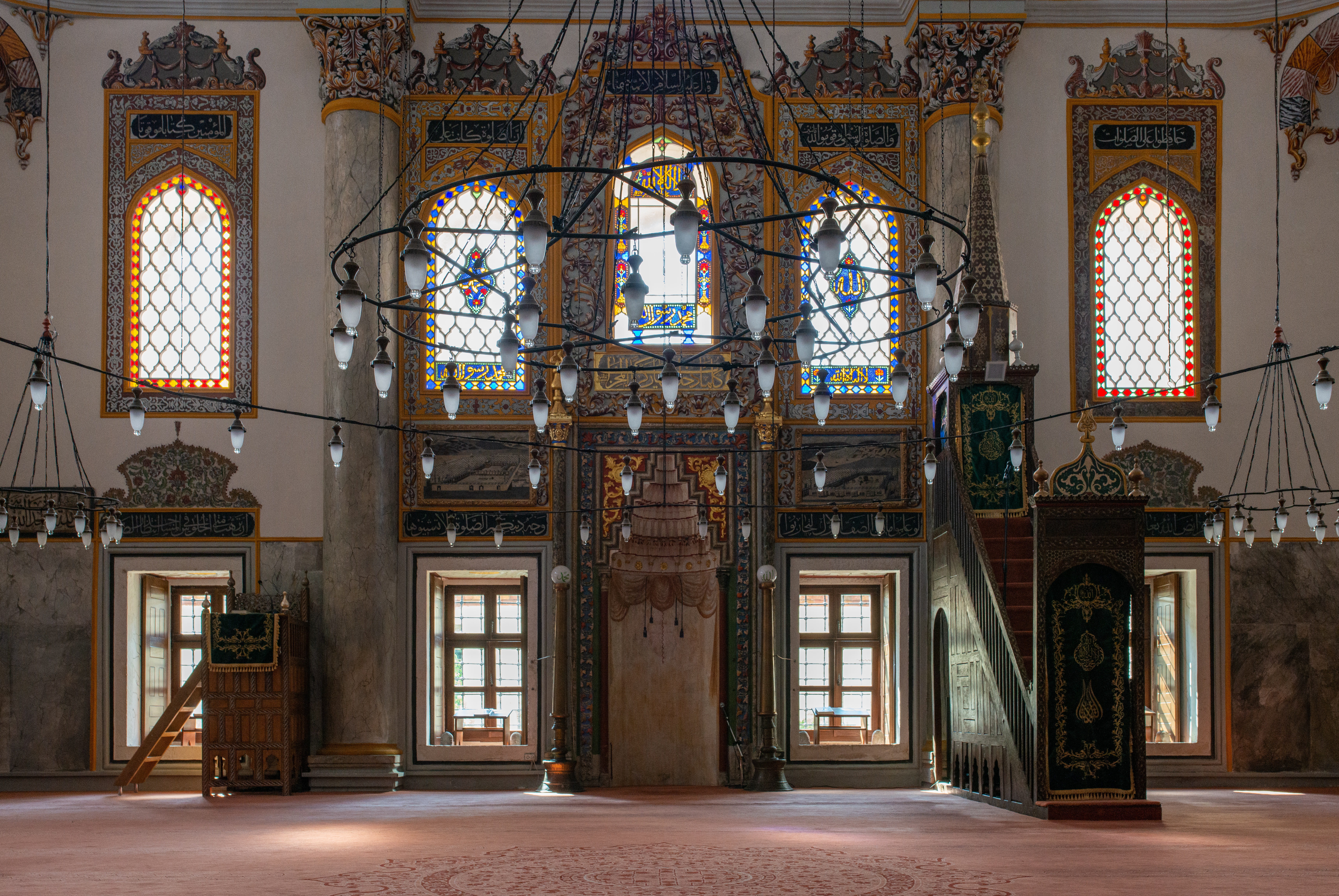 Tombul-Moschee in Schumen, Gebetsraum