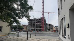 Blick auf die Baustelle am Inselplatz-Campus