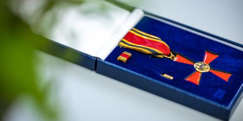 Verdienstkreuz am Bande des Verdienstordens der Bundesrepublik Deutschland