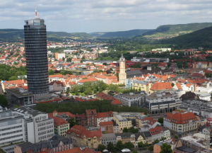 Eine Stadt im Vogelflug