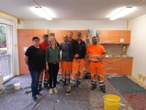 Im Malereinsatz beim Mehrgenerationenhaus der AWO