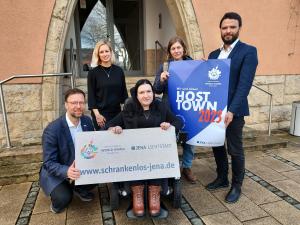Host Town Programm der Stadt Jena wurde vorgestellt von Oberbürgermeister Dr. Thomas Nitzsche, Vanessa Baum (Sportbeauftragte), Ines Muskalla (Beirat für Menschen mit Behinderungen), Eva Göbel (Produktionsleiterin SchrankenLos-Festival) und Sportdezernent Benjamin Koppe