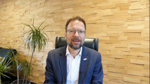 OB Thomas Nitzsche während seiner Videobotschaft