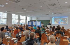 Bürgermeister und Dezernent Christian Gerlitz führt ins Thema ein und erläutert Hintergründe zum Projekt und zur Förderung.