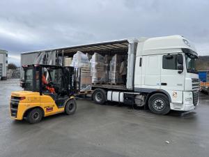 Lastwagen mit Paletten