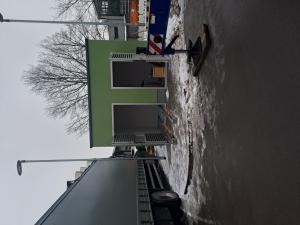 Grünes Trafohäuschen