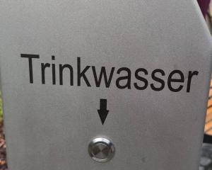 Nahaufnahme eines Trinkbrunnen
