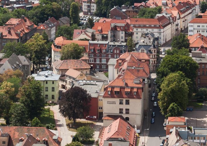 Bild von der alten Frauenklinik plus Umgebung von oben