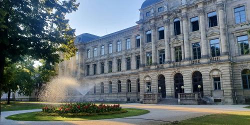 Blick auf Schlossfassade