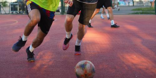 Zwei Fußballspieler