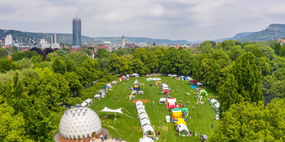 Luftaufnahme von der Rasenmühleninsel