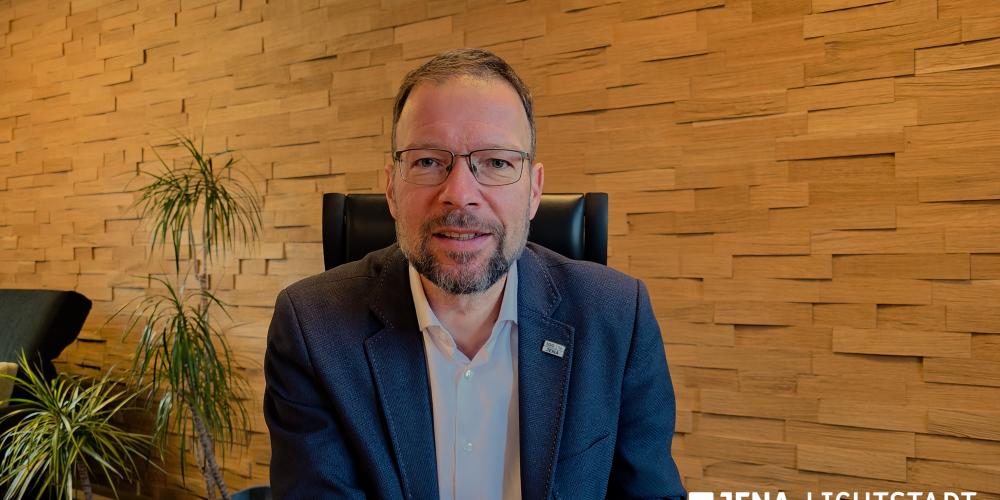 OB Thomas Nitzsche blickt in die Kamera