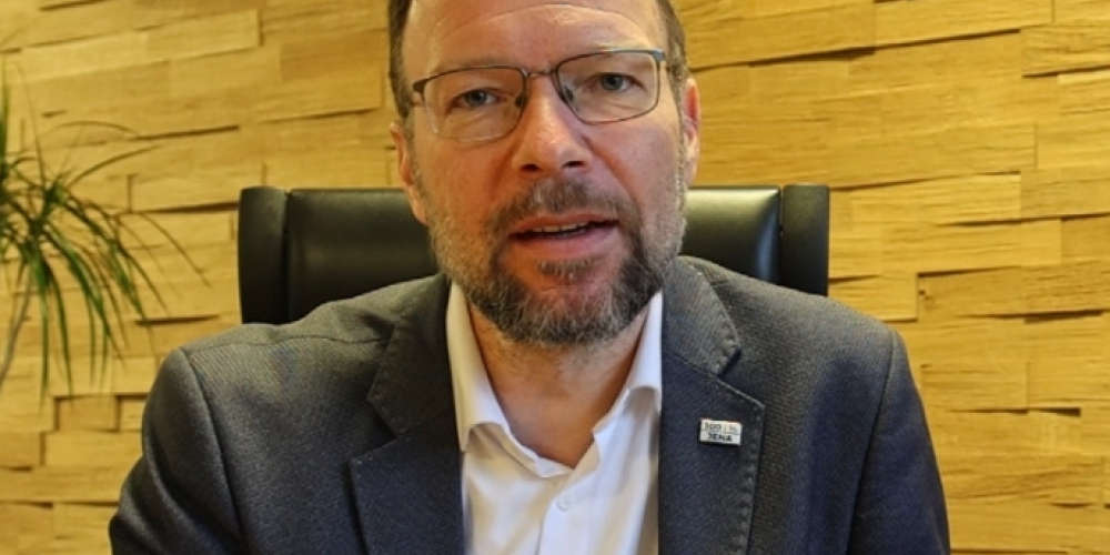 OB Thomas Nitzsche schaut in die Kamera.