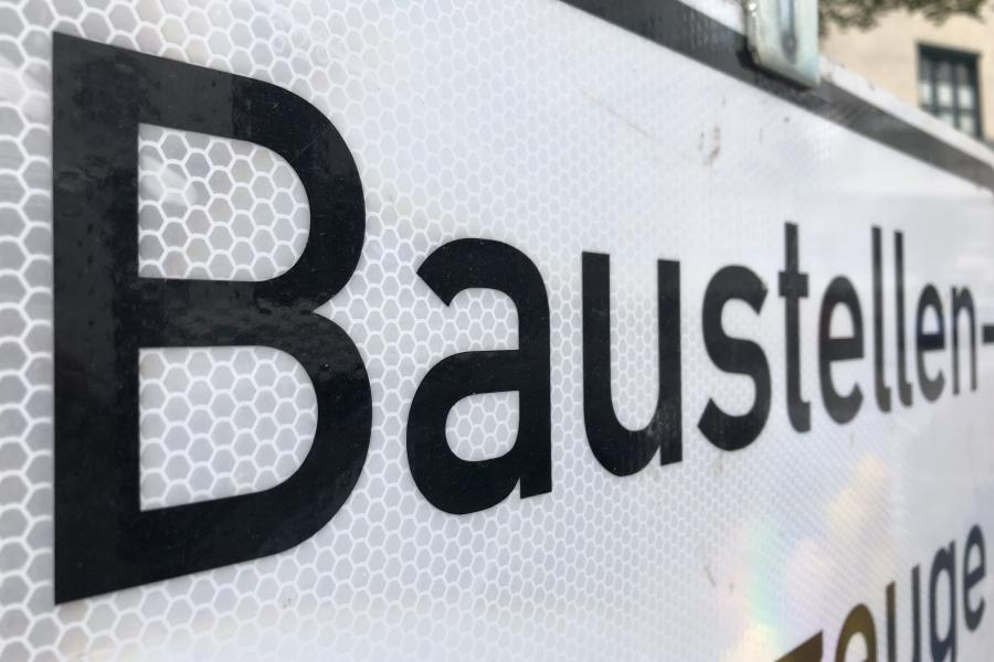 Ein Baustellenschild