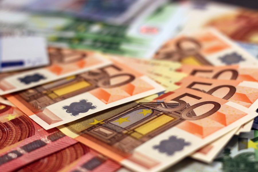 Verschiedene Euro-Geldscheine