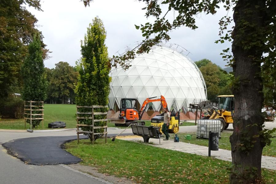 Der  Klima-Pavillon wird zurück gebaut.