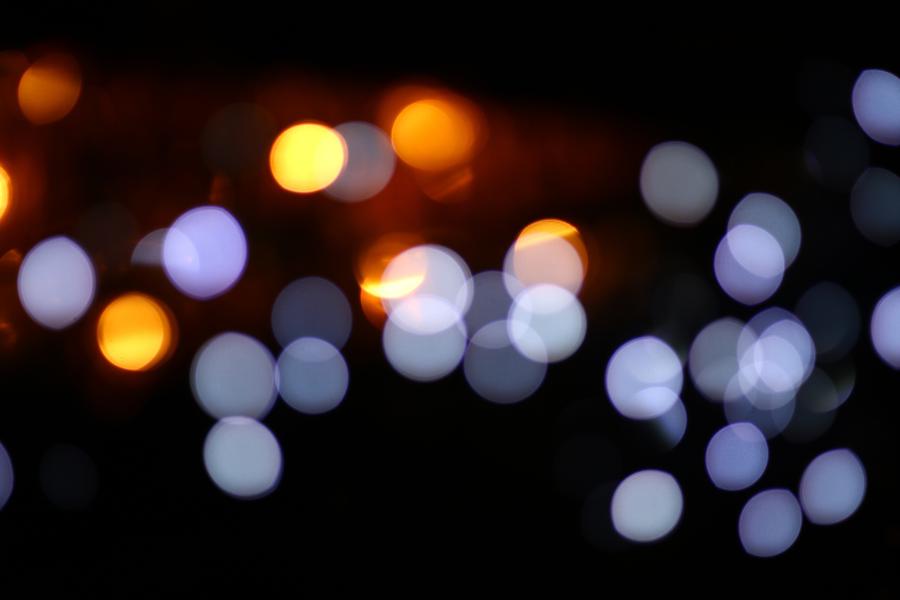 Lichtpunkte in der Dunkelheit