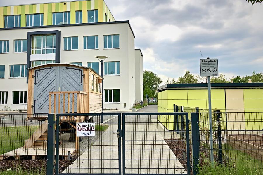 Ein Schulgebäude