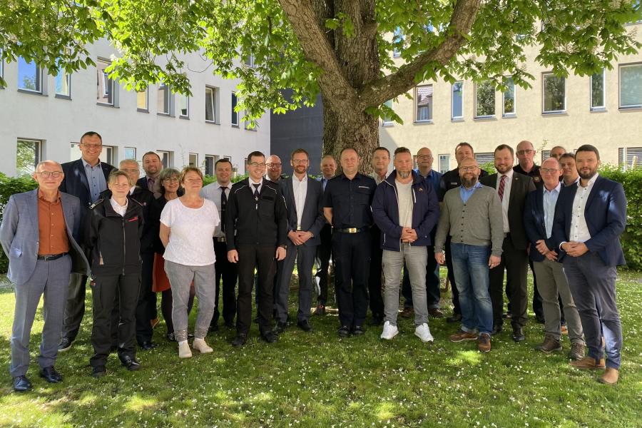 Vertreterinnen und Vertreter der Thüringer Leitstellen haben sich am 9.5.2023 in Jena getroffen