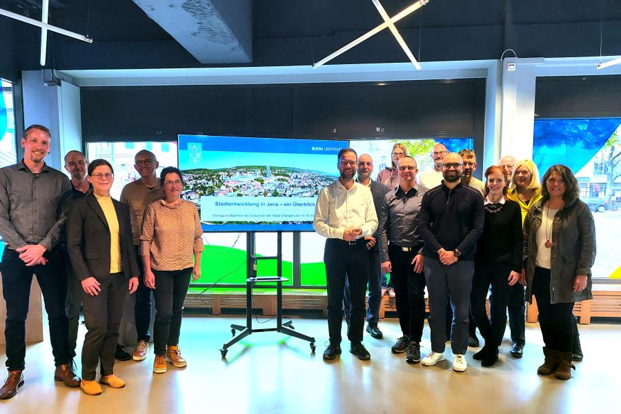Stadtplaner aus Erlangen und Jena informieren sich über aktuelle Projekte der Stadtentwicklung