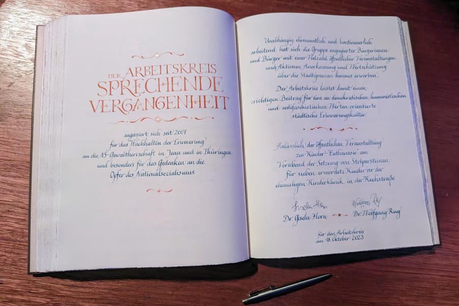 Goldenes Buch