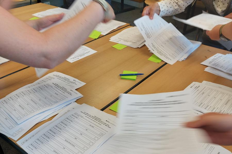 Wahlhelfer im Einsatz