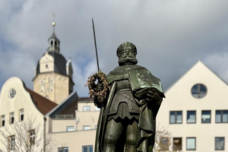 Das Hanfried-Denkmal auf dem Markt